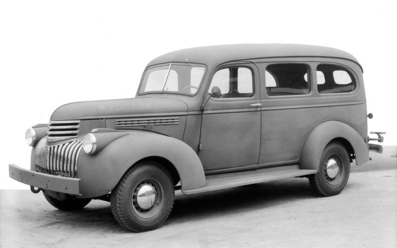 Illustration for article titled See The Chevy Suburban Grow Up In This Great Gallery Of Every Generation